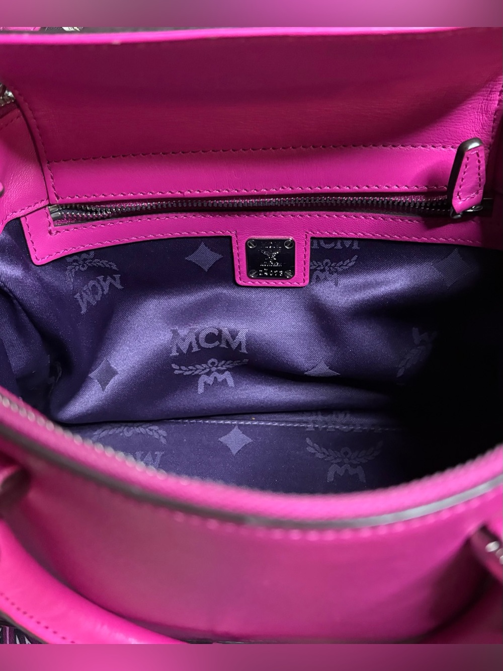 MCM Hot Pink Saffiano Leather Double Zip Satchel Crossbody Bag COA & Dust Bag - Picture 5 of 8